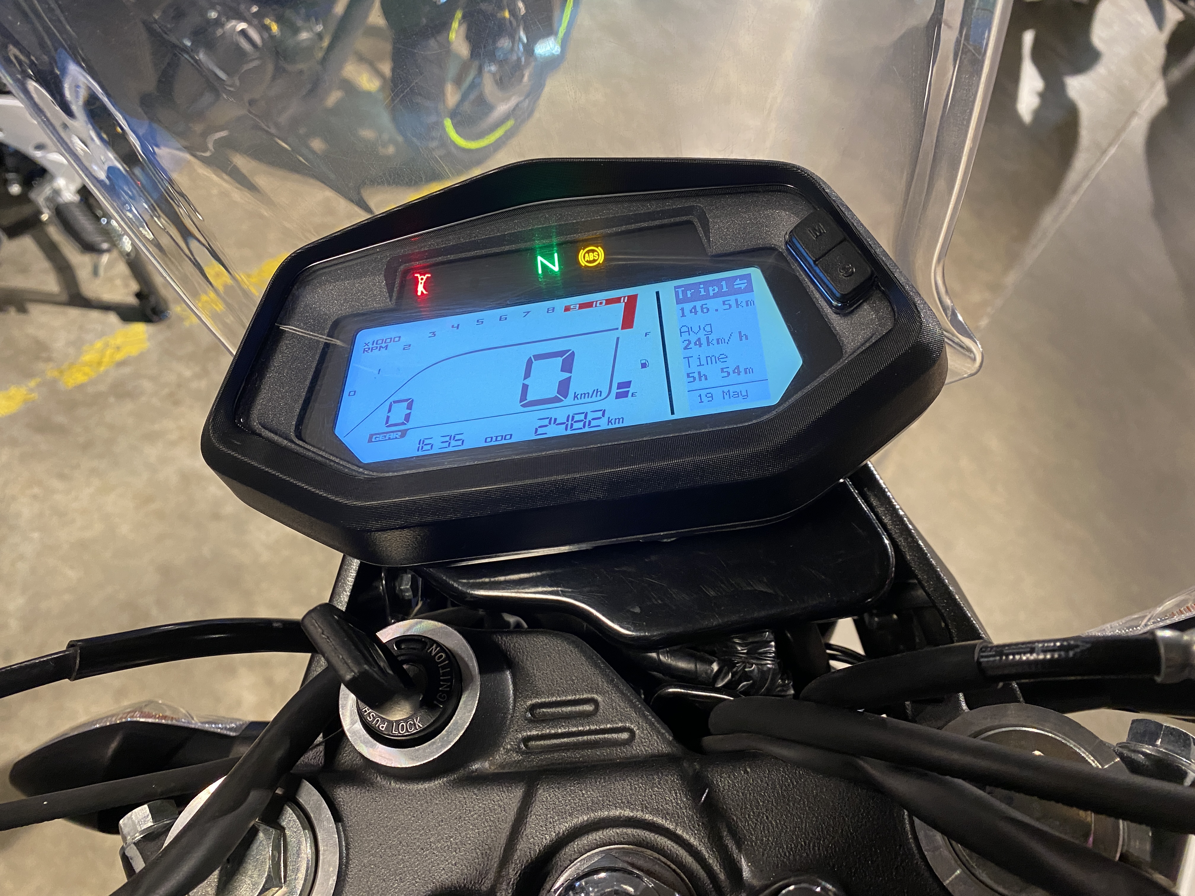 Moto Hero Xpulse 200 usado 2025 con 2400 km 1M